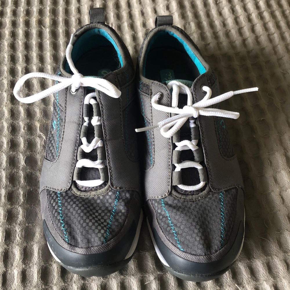 OluKai Sneakers